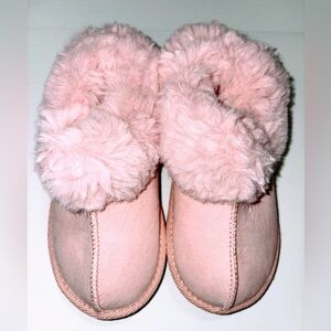 Cozy Pink Fuzzy Slippers